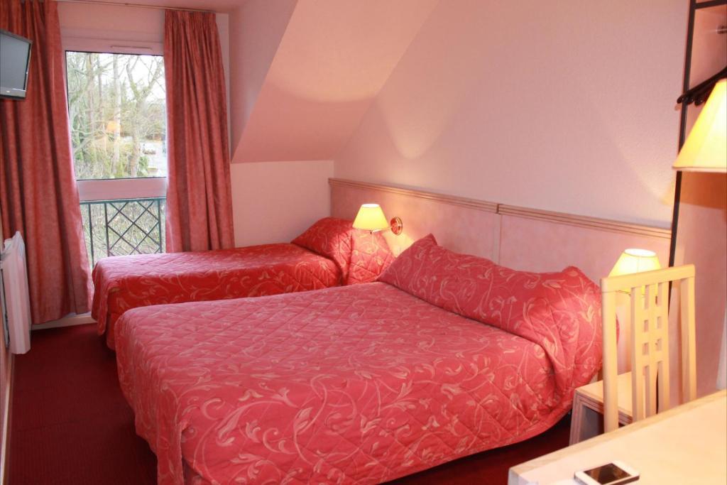Hotel Le Village Gif-sur-Yvette Quarto foto